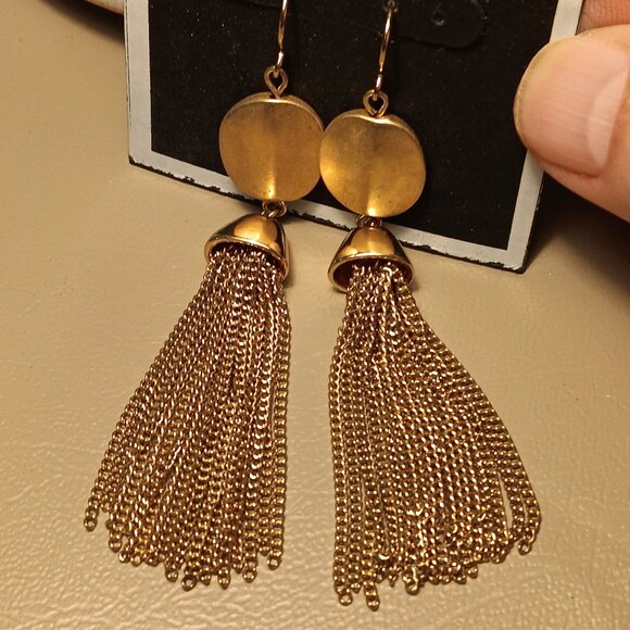 Carol Dauplaise Stein Mart gold tone chain tassel drop earrings - NWT - Picture 2 of 6